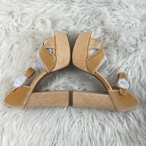 LULUS Crushest Champagne Velvet Rhinestone Ankle Strap Heels Size 7.5 NEW - Picture 9 of 16